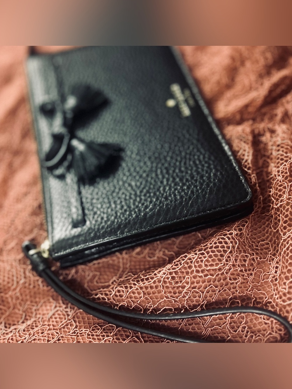 Kate Spade Wristlet-New York Hayes Bow Black Pebble Leather - Picture 7 of 17